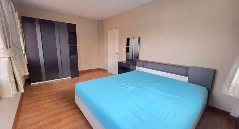 For rent 3 bedrooms house in Pak Kret, Nonthaburi