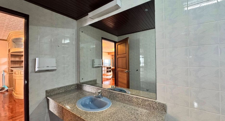 Condo en alquiler de 3 habitaciones en North Pattaya, Pattaya