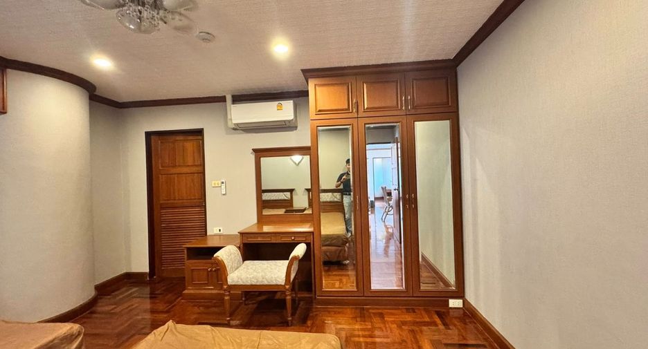 Condo en alquiler de 3 habitaciones en North Pattaya, Pattaya