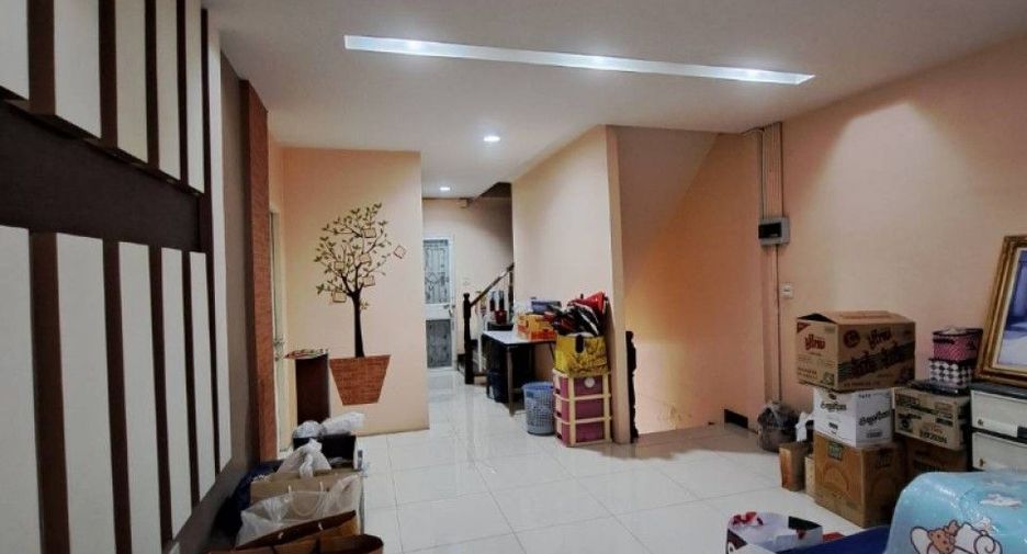 For sale 5 bedrooms retail Space in Phra Pradaeng, Samut Prakan