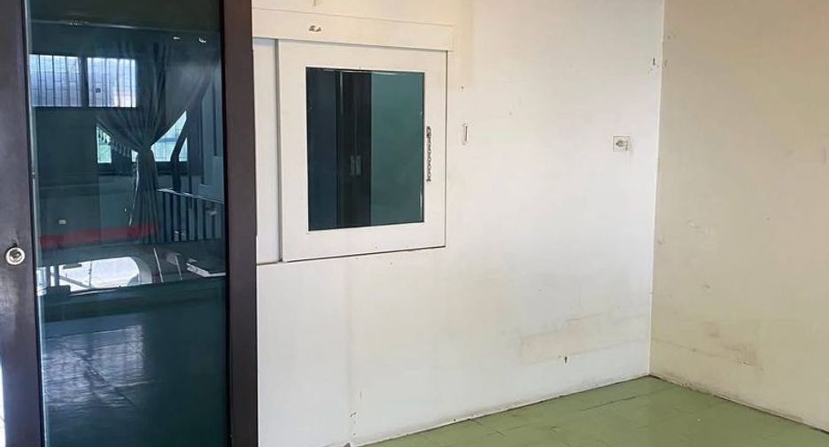 For sale 1 Beds retail Space in Mueang Chon Buri, Chonburi