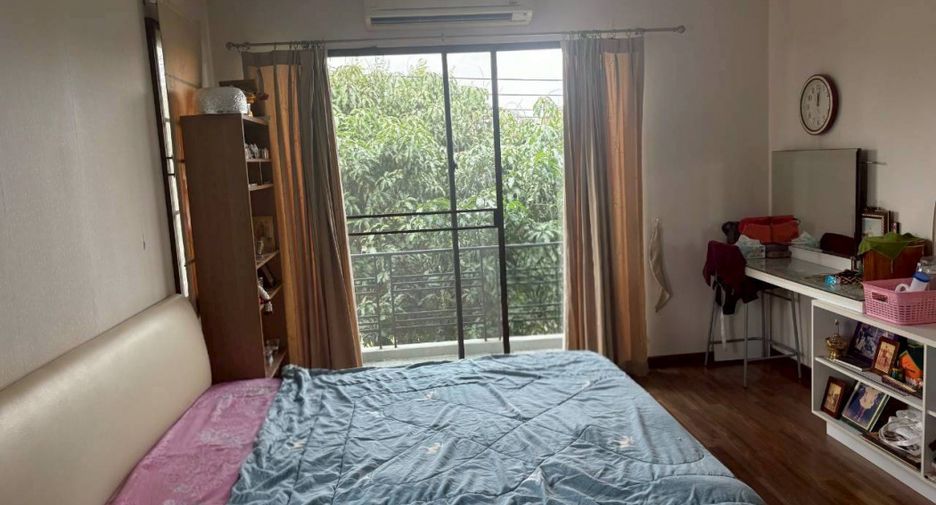 For sale 3 ベッドルーム house in Mueang Pathum Thani, Pathum Thani