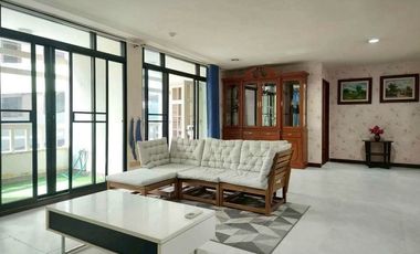For rent 3 bedrooms condo in Watthana, Bangkok