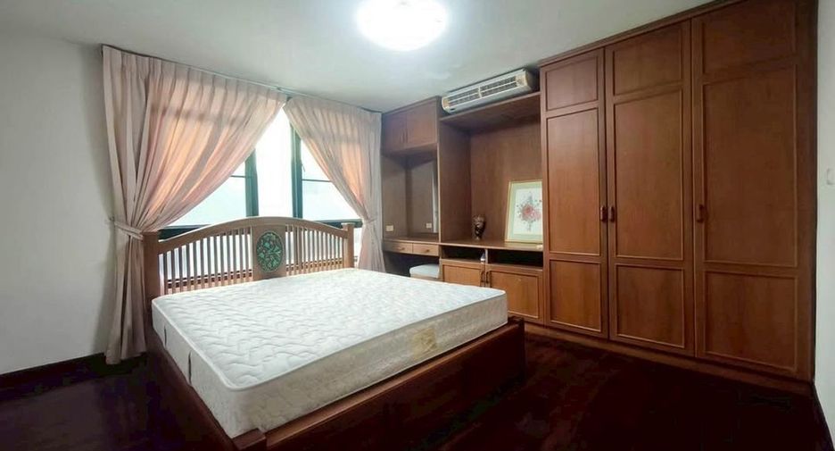 ให้เช่า 3 ห้องนอน คอนโด ใน วัฒนา, กรุงเทพฯ
