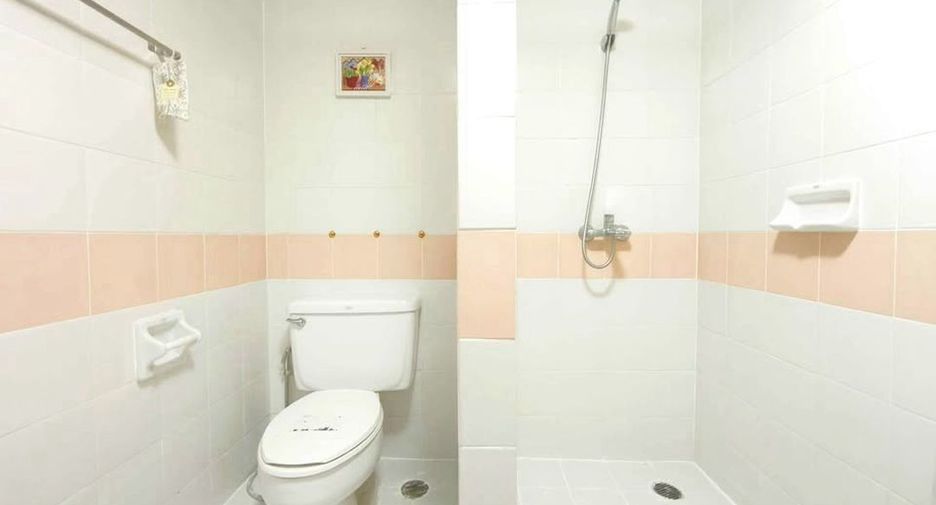 ให้เช่า 3 ห้องนอน คอนโด ใน วัฒนา, กรุงเทพฯ