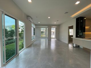 For sale 4 bedrooms house in Prawet, Bangkok