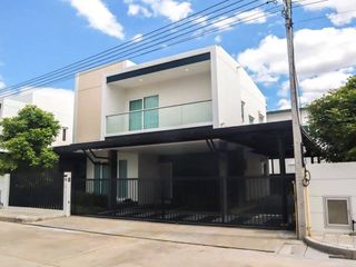Haus zur Miete mit 4 Zimmer in Mueang Chiang Mai, Chiang Mai
