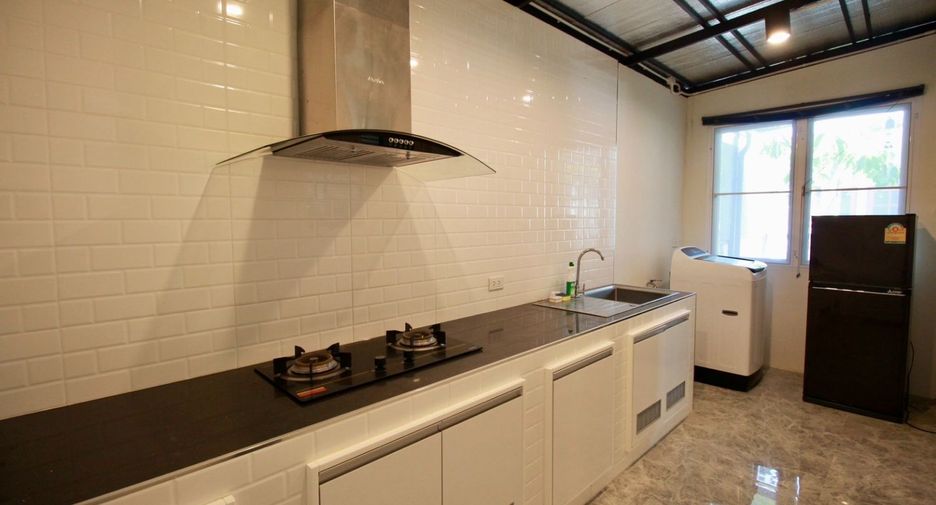 For sale 3 bedrooms house in Mueang Rayong, Rayong