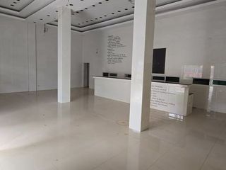 For rent retail Space in Huai Khwang, Bangkok