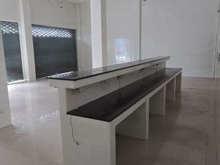 For rent retail Space in Huai Khwang, Bangkok