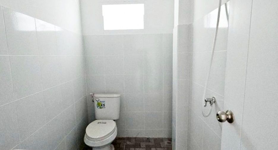 For sale 2 ベッドルーム house in Phan Thong, Chonburi