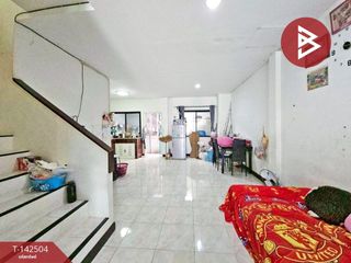Casa adosada en venta de 3 habitaciones en Mueang Chon Buri, Chonburi