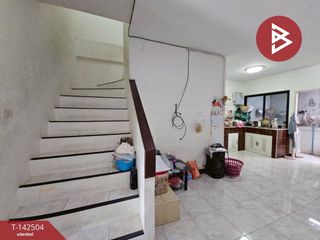 Casa adosada en venta de 3 habitaciones en Mueang Chon Buri, Chonburi