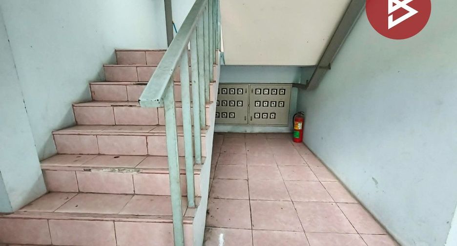 For sale studio apartment in Phra Pradaeng, Samut Prakan