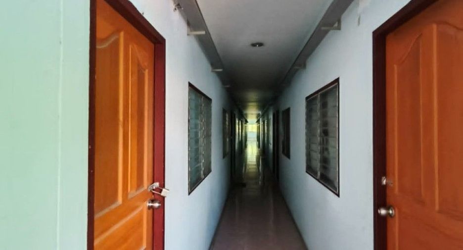 For sale studio apartment in Phra Pradaeng, Samut Prakan