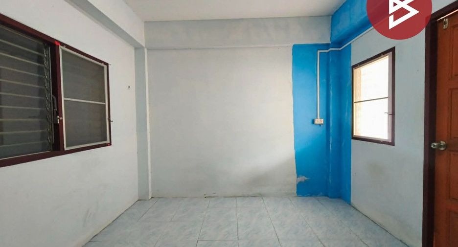 For sale studio apartment in Phra Pradaeng, Samut Prakan