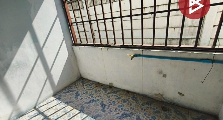 For sale studio apartment in Phra Pradaeng, Samut Prakan
