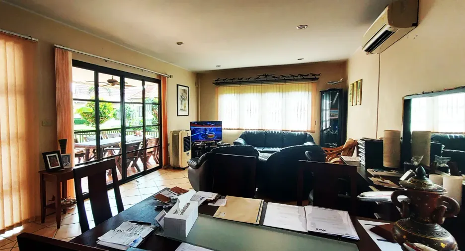 À vendre 2 chambres maison à Mueang Chon Buri, Chonburi