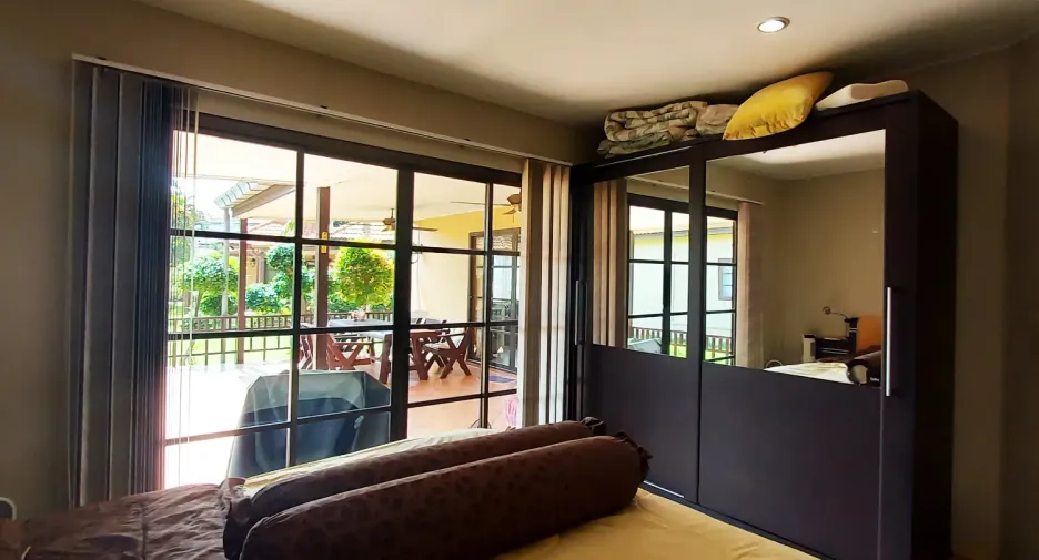 À vendre 2 chambres maison à Mueang Chon Buri, Chonburi