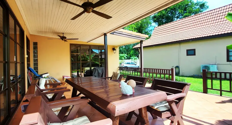 À vendre 2 chambres maison à Mueang Chon Buri, Chonburi