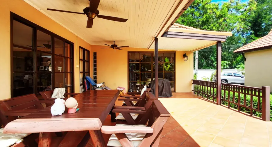 À vendre 2 chambres maison à Mueang Chon Buri, Chonburi
