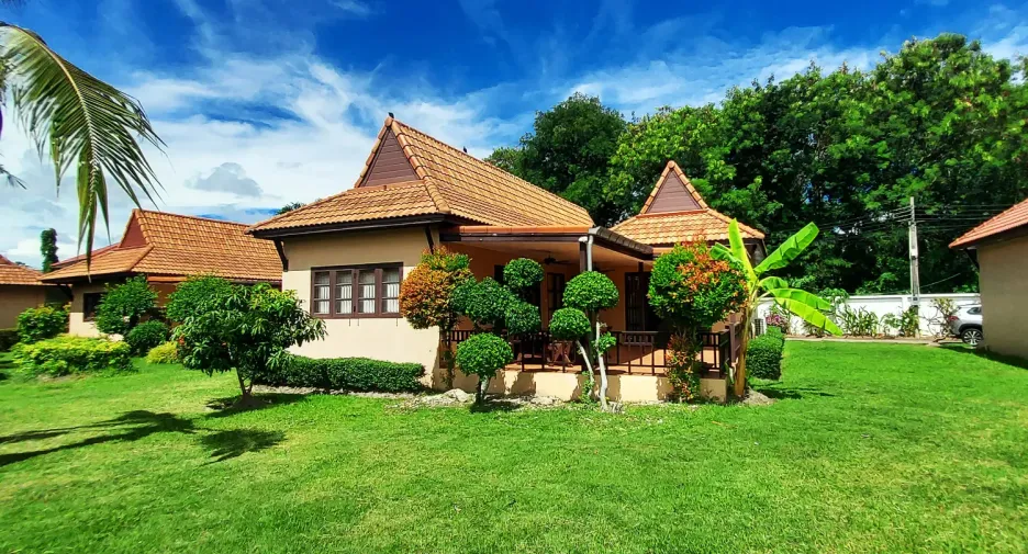 À vendre 2 chambres maison à Mueang Chon Buri, Chonburi