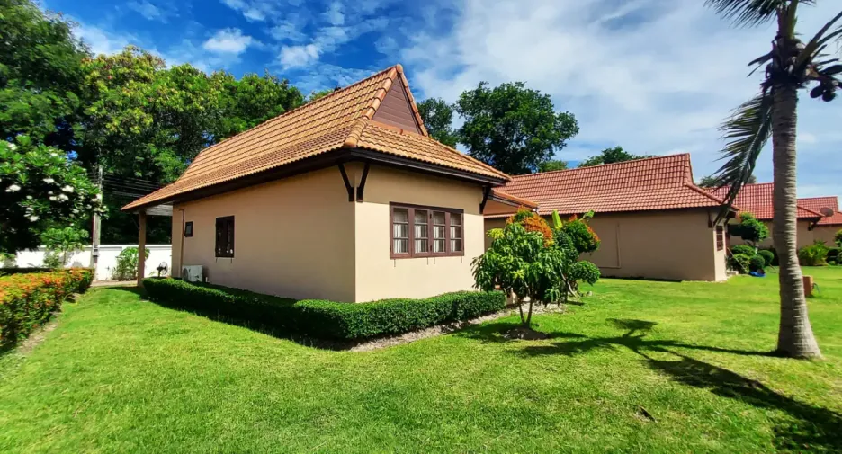 À vendre 2 chambres maison à Mueang Chon Buri, Chonburi