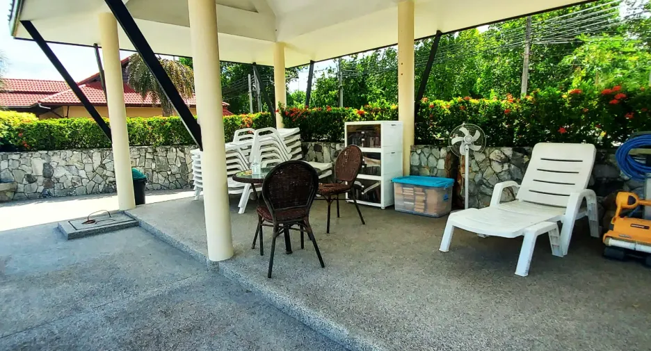 À vendre 2 chambres maison à Mueang Chon Buri, Chonburi