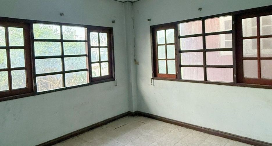 À vendre 5 chambres maison à Ban Pong, Ratchaburi