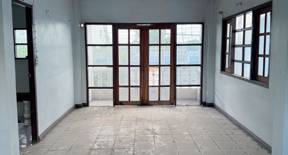 À vendre 5 chambres maison à Ban Pong, Ratchaburi