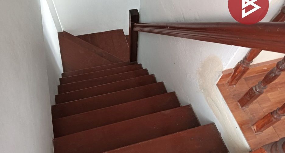 Casa adosada en alquiler y en venta de 2 habitaciones en Mueang Samut Prakan, Samut Prakan