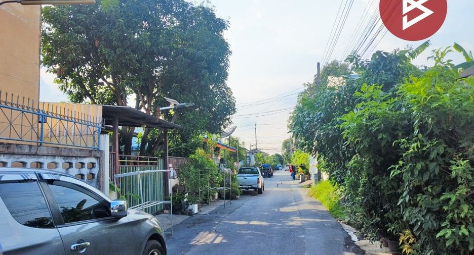 Apartamento en venta de 8 habitaciones en Bueng Kum, Bangkok