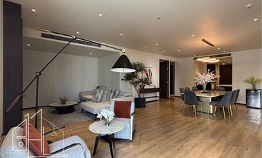 For rent 3 bedrooms condo in Khlong Toei, Bangkok