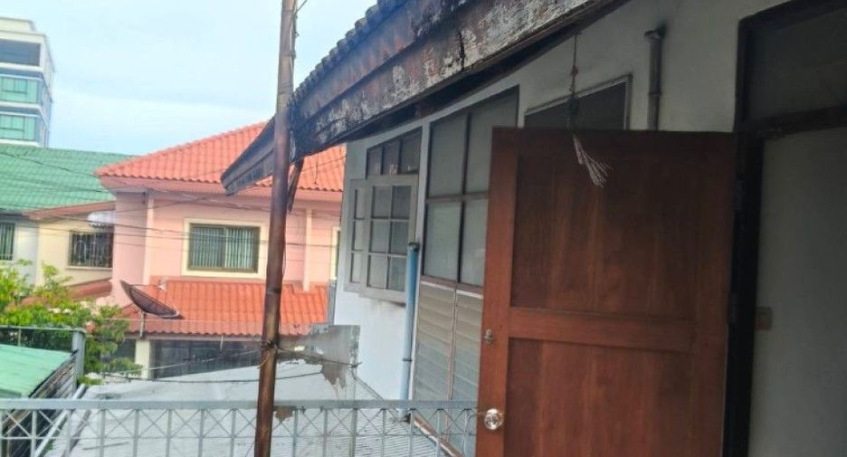 For sale 4 bedrooms house in Bang Kruai, Nonthaburi