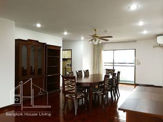 À louer 3 chambres appartement à Watthana, Bangkok