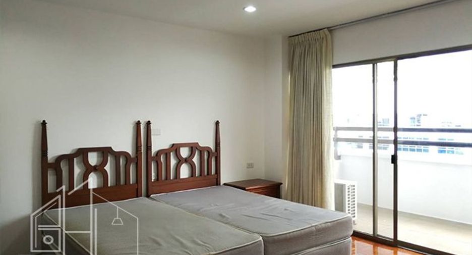 À louer 3 chambres appartement à Watthana, Bangkok
