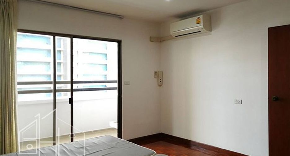 À louer 3 chambres appartement à Watthana, Bangkok