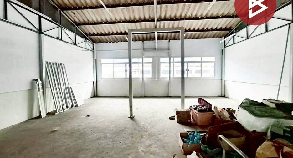 Gewerbefläche zum Kauf mit 2 Zimmer in Bang Sue, Bangkok