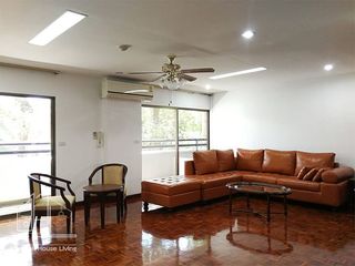 For rent 3 bedrooms apartment in Watthana, Bangkok