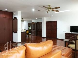 For rent 3 bedrooms apartment in Watthana, Bangkok
