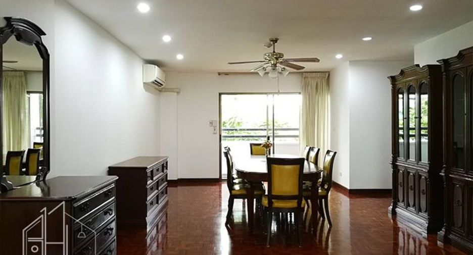 À louer 3 chambres appartement à Watthana, Bangkok