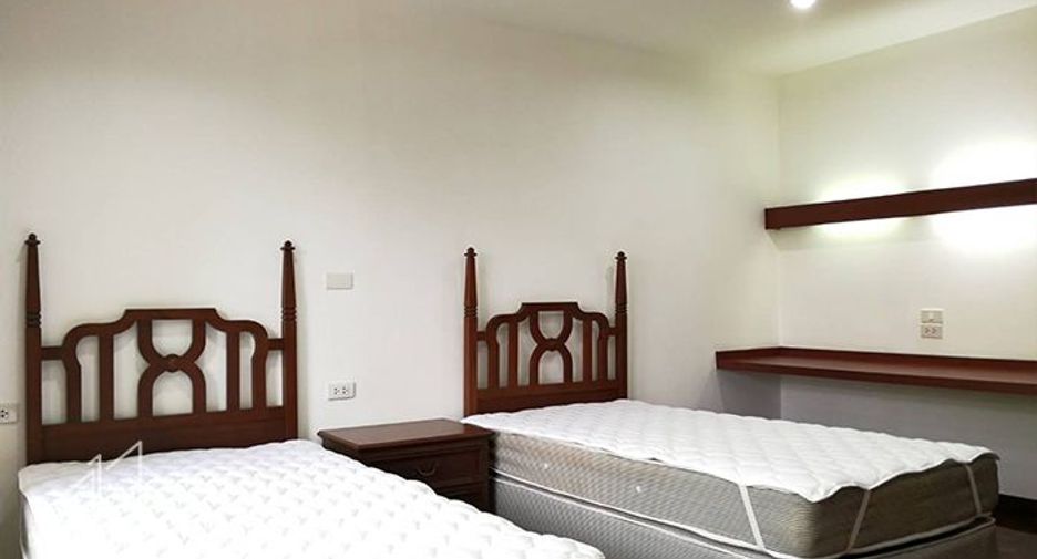 À louer 3 chambres appartement à Watthana, Bangkok