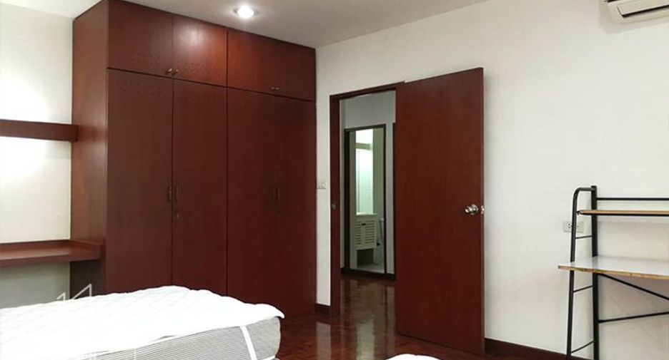 À louer 3 chambres appartement à Watthana, Bangkok