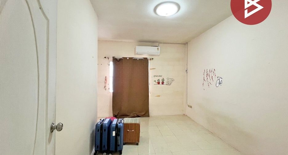 For sale 2 bedrooms townhouse in Mueang Chon Buri, Chonburi