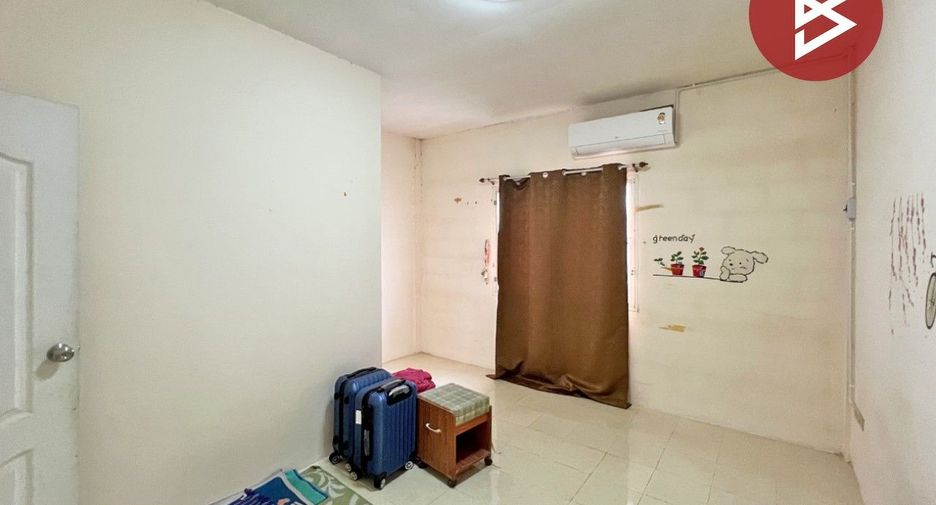 For sale 2 bedrooms townhouse in Mueang Chon Buri, Chonburi