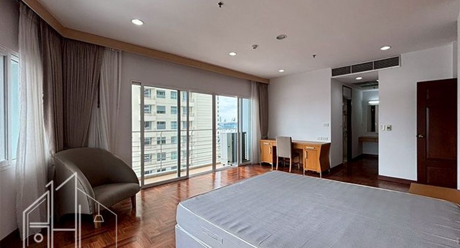 À louer 3 chambres appartement à Khlong Toei, Bangkok