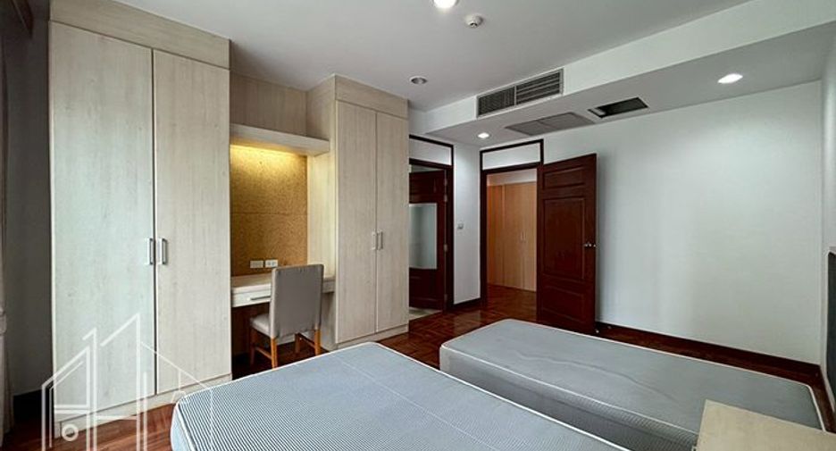 À louer 3 chambres appartement à Khlong Toei, Bangkok