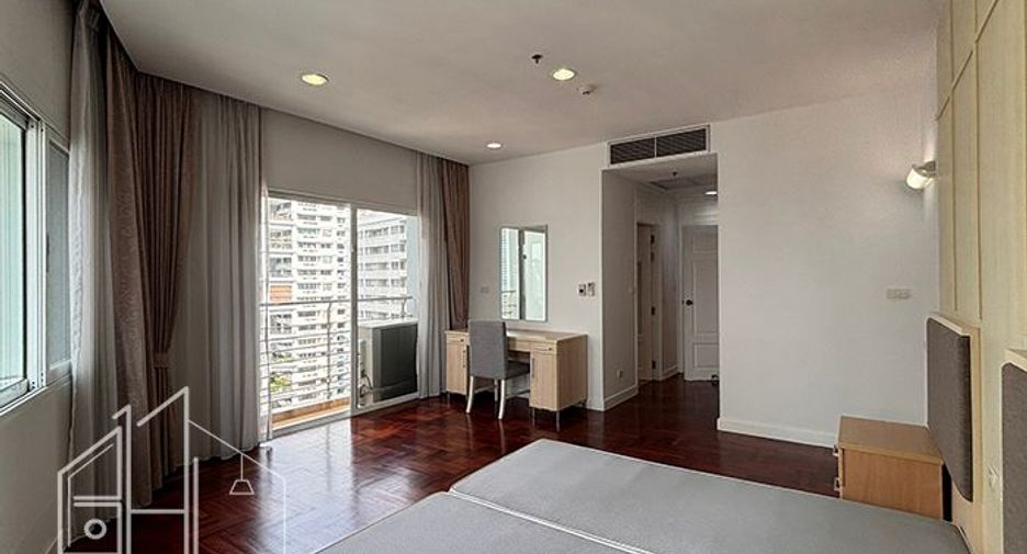 À louer 3 chambres condo à Khlong Toei, Bangkok
