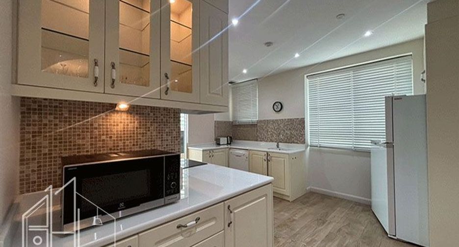For rent and for sale 4 bedrooms condo in Khlong Toei, Bangkok
