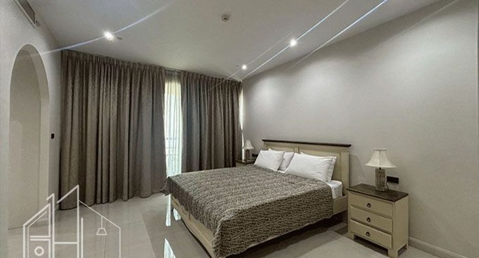 For rent and for sale 4 bedrooms condo in Khlong Toei, Bangkok